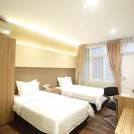 Dago 207 Hotel Bandung Ngoại thất bức ảnh